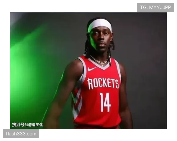 朱·霍勒迪挡拆防守压制库里组织更稳 朱·霍勒迪挡拆防守压制库里组织更稳